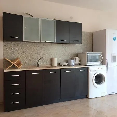 Rai 96 Apartamento *