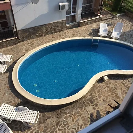 Rai 96 Apartment