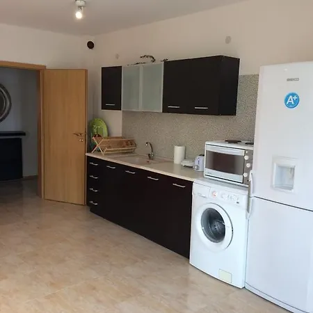 Rai 96 Apartment *